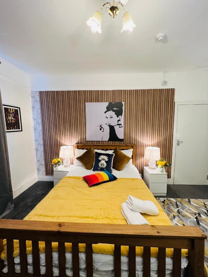 2-Bedroom Plus Living Room Flats Near Edgware Road Лондон Экстерьер фото