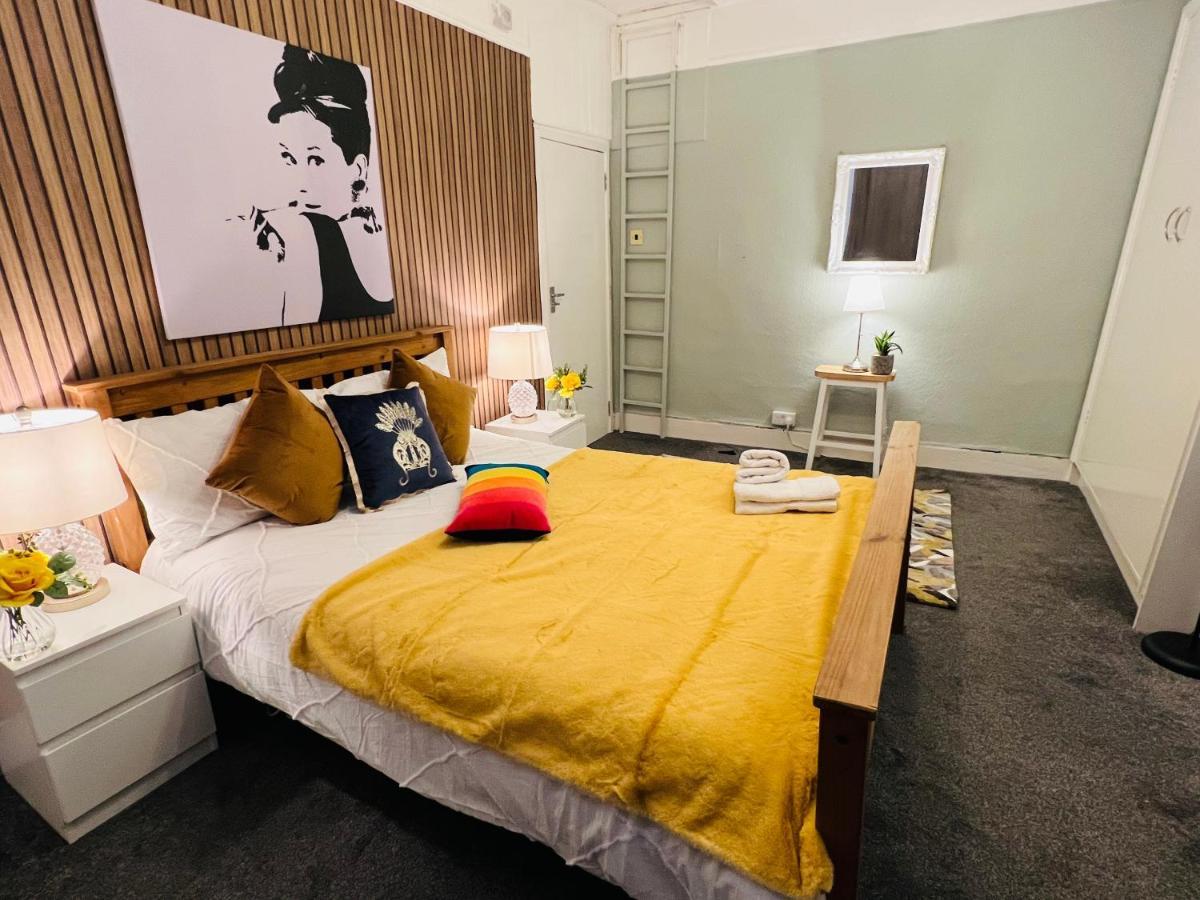 2-Bedroom Plus Living Room Flats Near Edgware Road Лондон Экстерьер фото