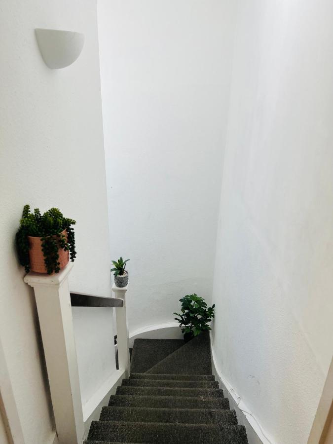 2-Bedroom Plus Living Room Flats Near Edgware Road Лондон Экстерьер фото